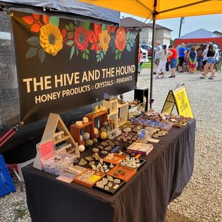 The Hive and Hound: Pure Alberta Honey – Alberta Beach 🐝🍯
