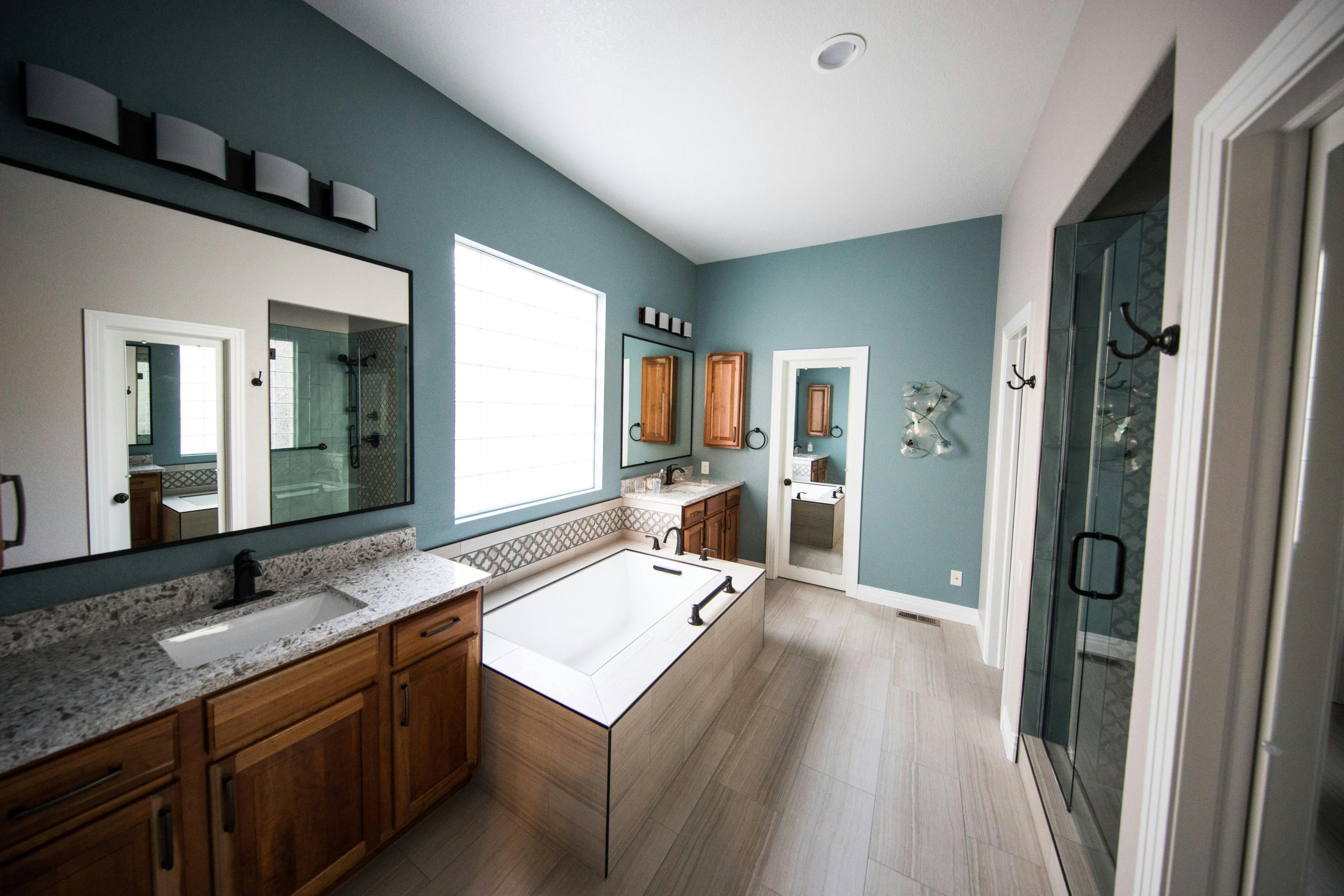 “Professional Painting Services for Homes & Businesses – Transform Your Space Today!”